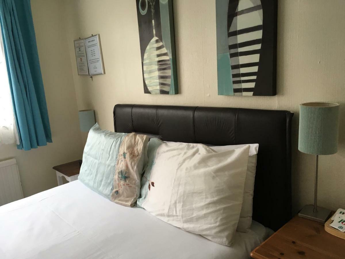 Four Seasons Guest house